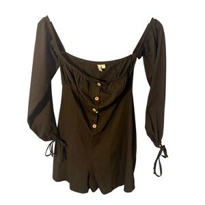 ASOS Romper Off-Shoulder Button Front Shorts with Long Sleeves Women’s Size 4